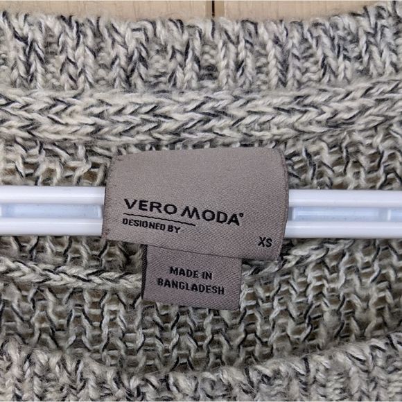 Vero Moda Scoop Neck Cropped Knit Sweater - Picture 6 of 10